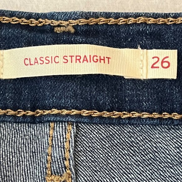 Levis Women's Classic Straight Stretch Blue Denim Shorts Size 26 Raw Hem - Picture 5 of 10